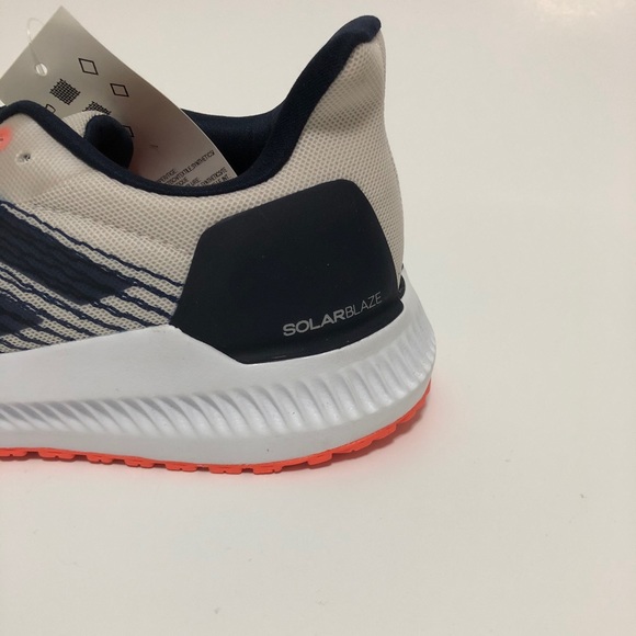NWT MEN Adidas F34547 Running Shoes US Size 10